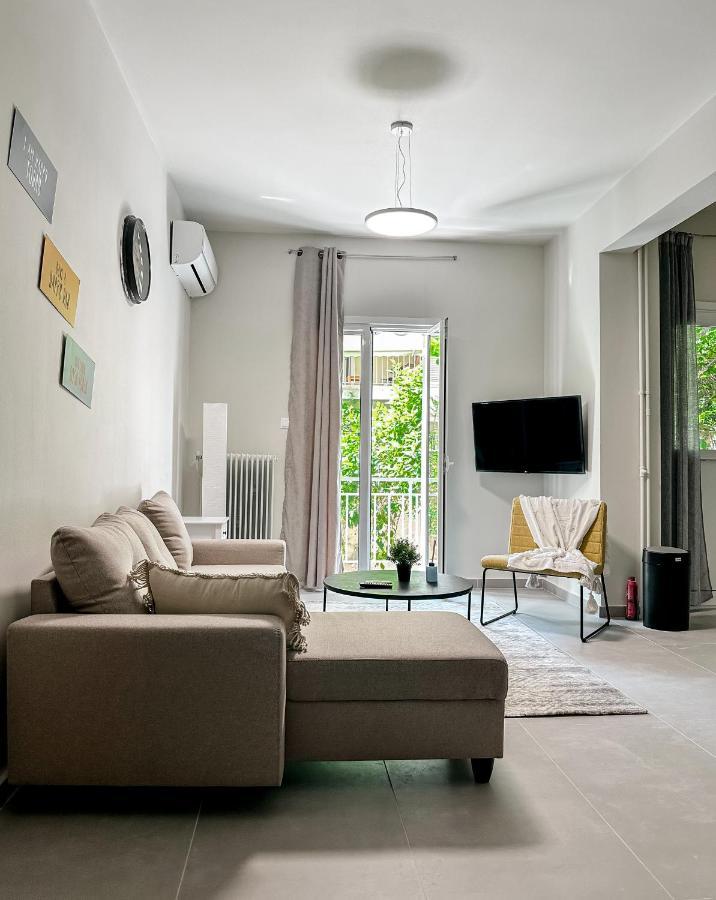 Metro Chic Haven: Modernized Urban Studio Near The Tram Atene Esterno foto