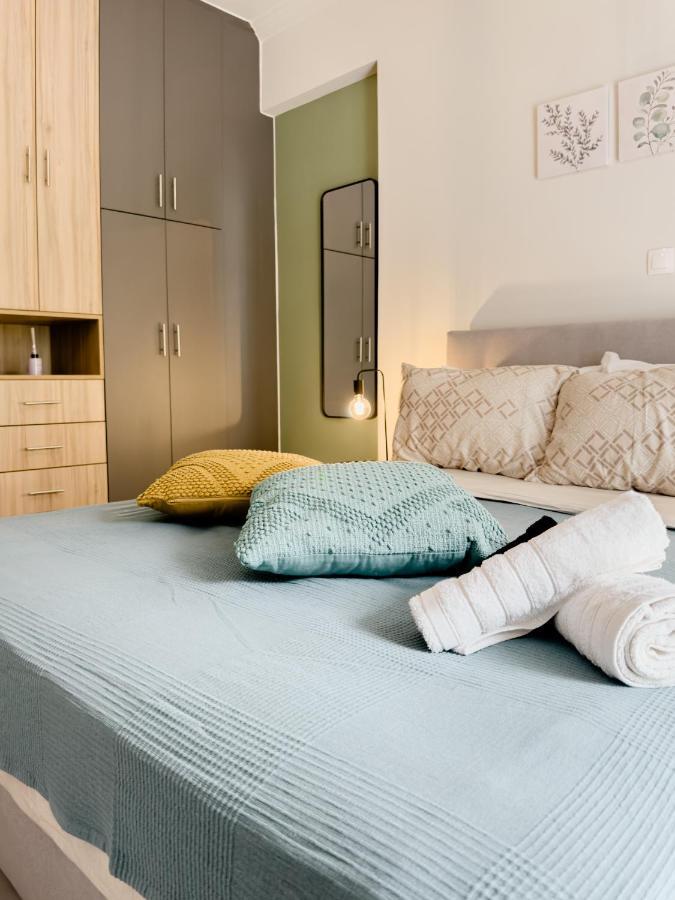 Metro Chic Haven: Modernized Urban Studio Near The Tram Atene Esterno foto