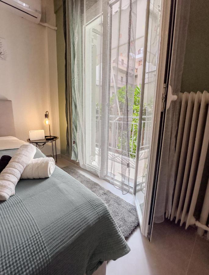 Metro Chic Haven: Modernized Urban Studio Near The Tram Atene Esterno foto