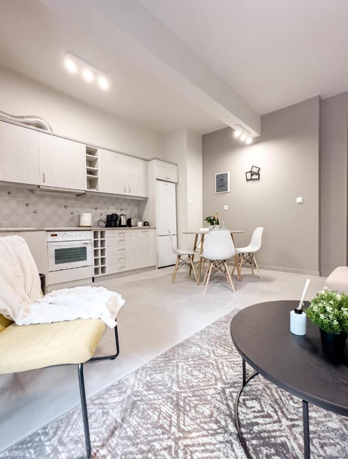 Metro Chic Haven: Modernized Urban Studio Near The Tram Atene Esterno foto