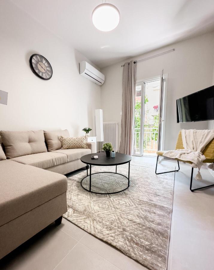 Metro Chic Haven: Modernized Urban Studio Near The Tram Atene Esterno foto